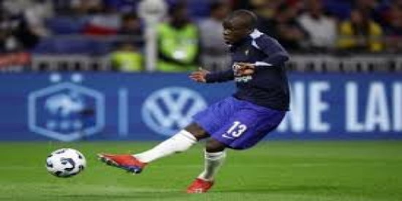 主帅的艰难抉择与心理策略-华体会