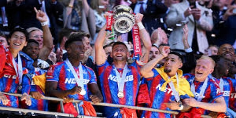 俱乐部与欧足联的对立-华体会