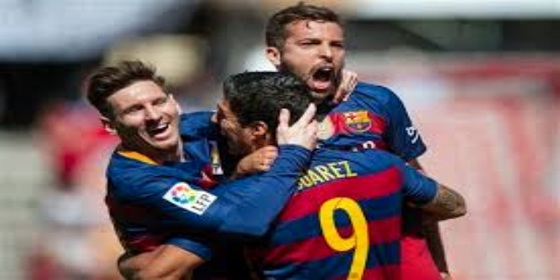 华体会数据透视：苏亚雷斯与巴萨的赛季成就 - 华体会