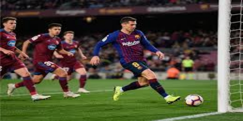 华体会深度解析：切利诺时代的争议与挑战  -华体会